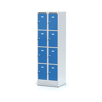 Šatní skříň boxová, sokl, svařovaná,  8x modrá dv./korp. šedá, zámek cylindrický