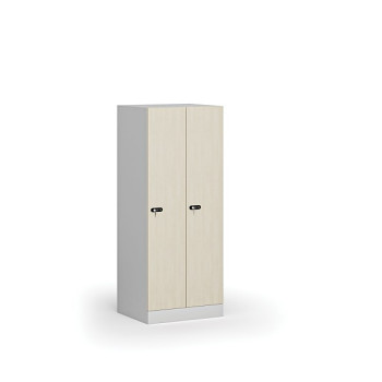 Šatní skříňka snížená, 2 oddíly, 1500 x 600 x 500 mm, mechanický kódový zámek, laminované dveře, bříza