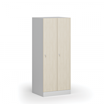 Snížená šatní skříňka, 2 oddíly, 1500 x 600 x 500 mm, cylindrický zámek, laminované dveře, bříza