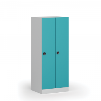 Snížená šatní skříňka S1, 2 oddíly, 1500 x 600 x 500 mm, kódový zámek, zelené dveře