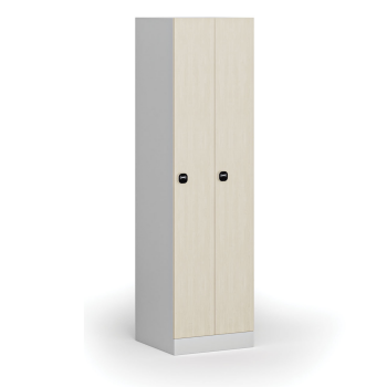 Zúžená kovová šatní skříňka S1, 2 oddíly, 1850 x 500 x 500 mm, RFID zámek, laminované dveře, bříza